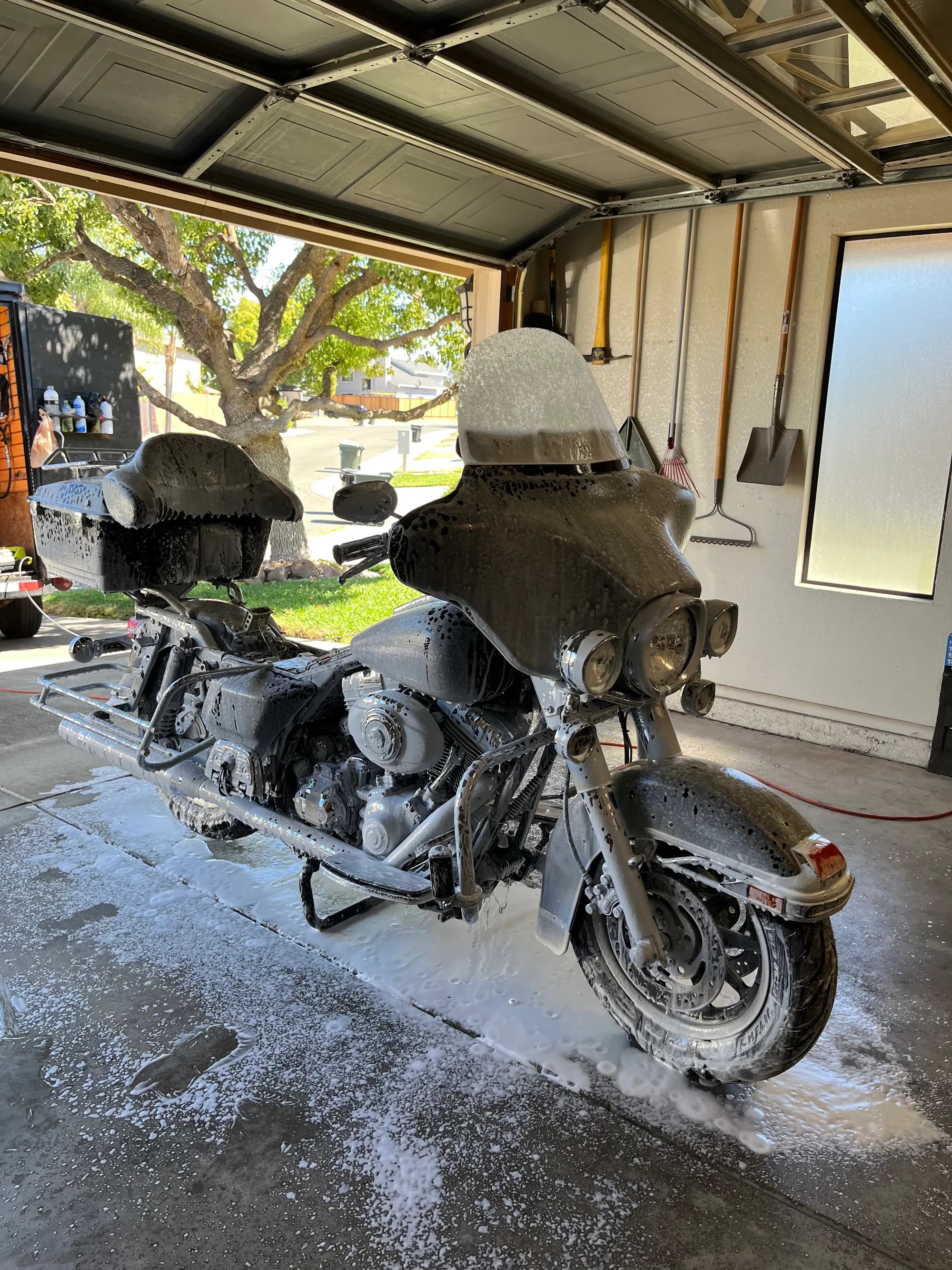 Harley-Davidson Touring — Full Bike — before